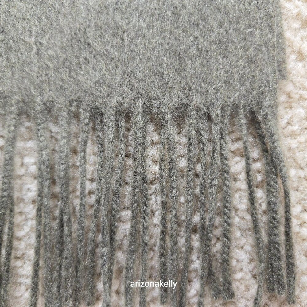 NWOT Cashmere Scarf Olive Green - Picture 8 of 14